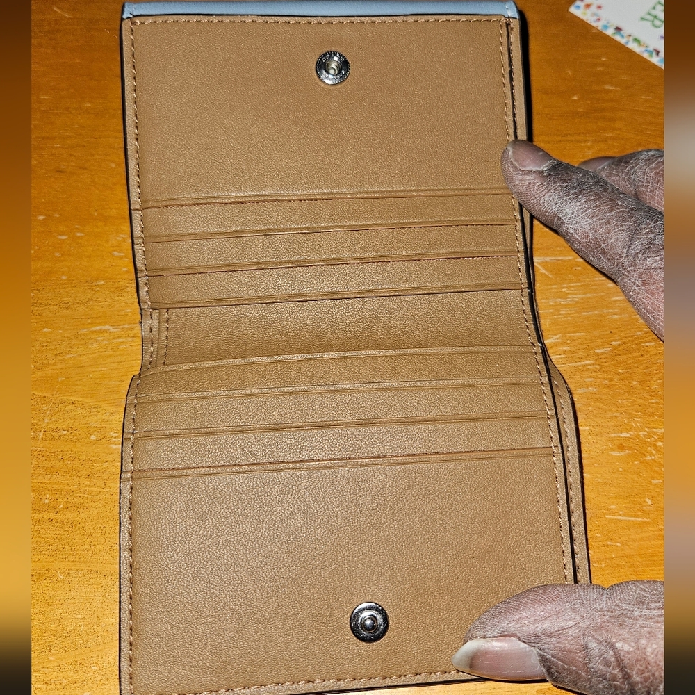 Coach Small Morgan Wallet in Signature Chambray - Picture 3 of 5